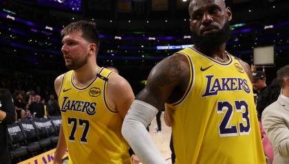 mk体育官网-队记：湖人进攻纸面实力在联盟前10到前5 但防守还是太差